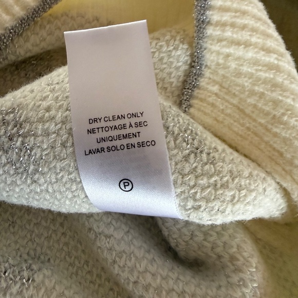 Splendid Hazel Hearts V-Neck Knit Sweater Ivory w/ Metallic Silver Hearts Size L - Picture 11 of 13